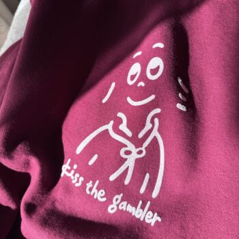 kiss the gambler ぷくロゴトレーナー